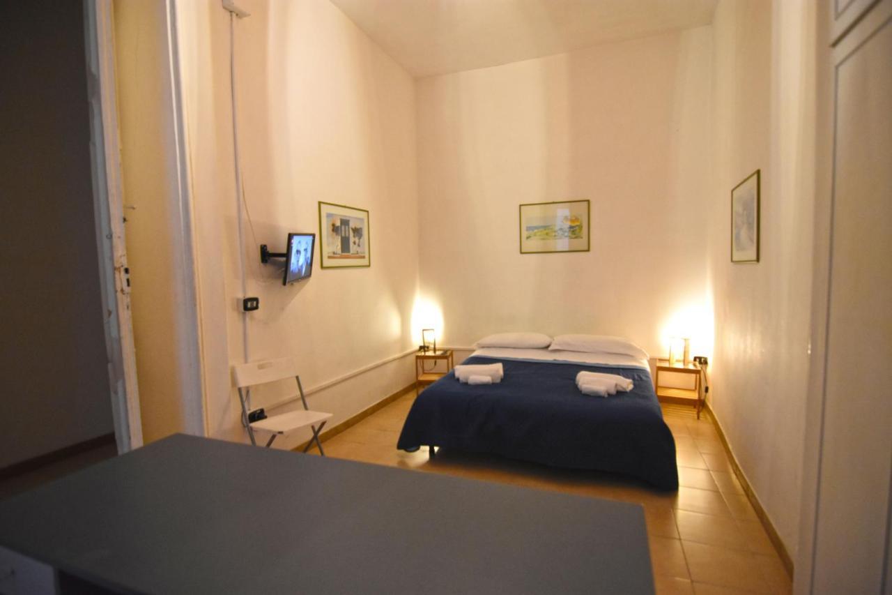 Iside Apartment เนเปิลส์ ภายนอก รูปภาพ