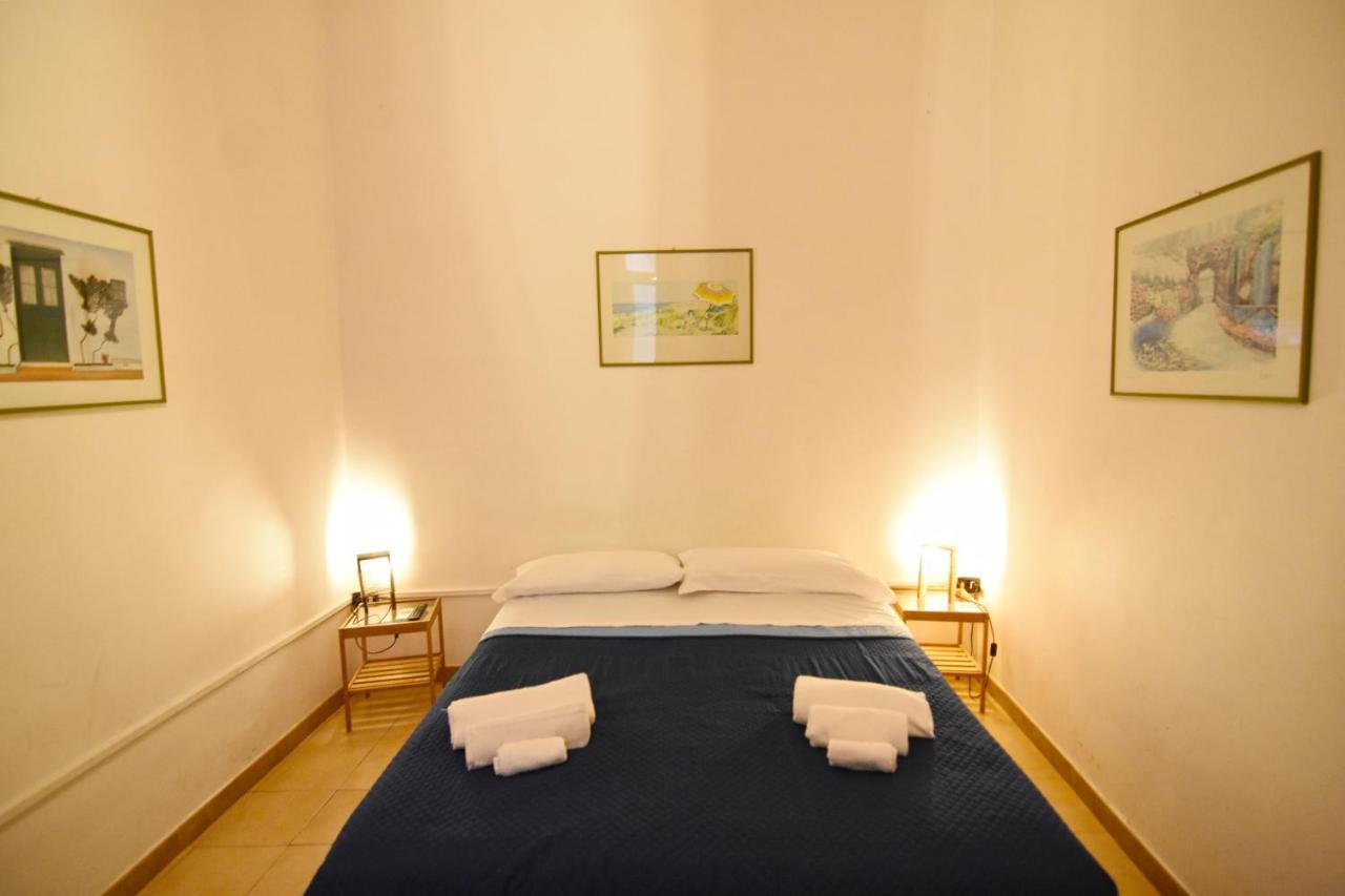 Iside Apartment เนเปิลส์ ภายนอก รูปภาพ