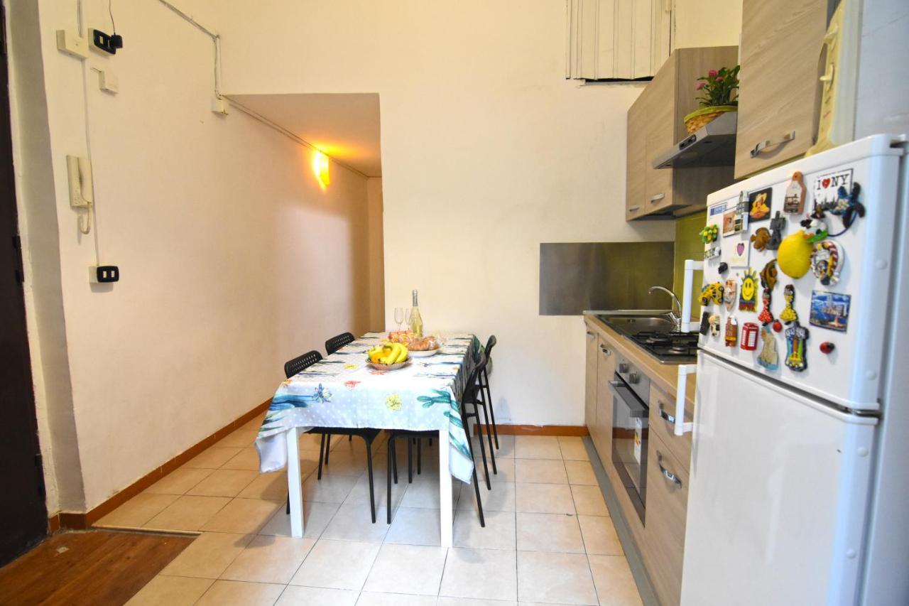 Iside Apartment เนเปิลส์ ภายนอก รูปภาพ